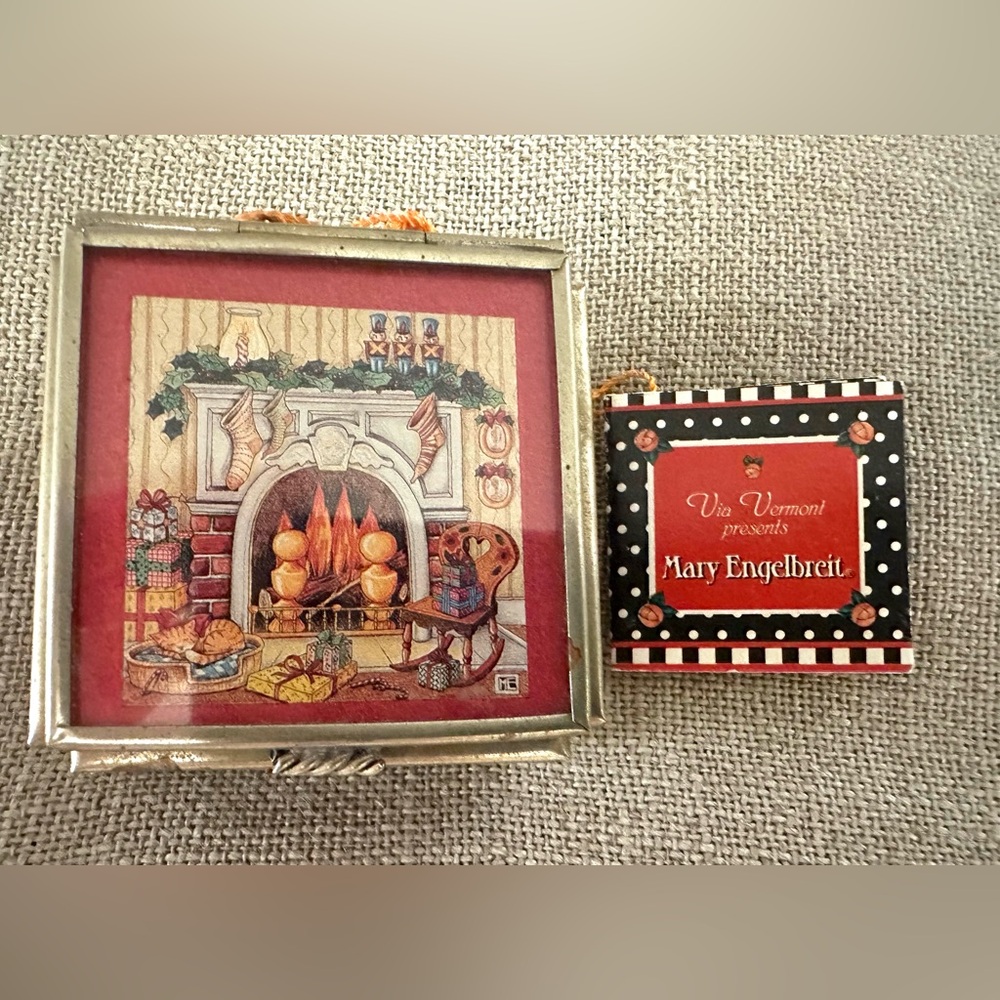 NWT NEW Mary Engelbreit Be Warm Inside & Out Metal Mirror Trinket Box Surprise